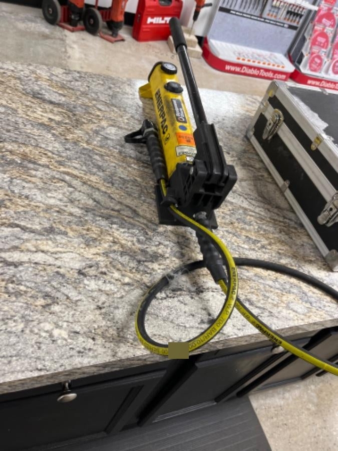 2023 ENERPAC P392