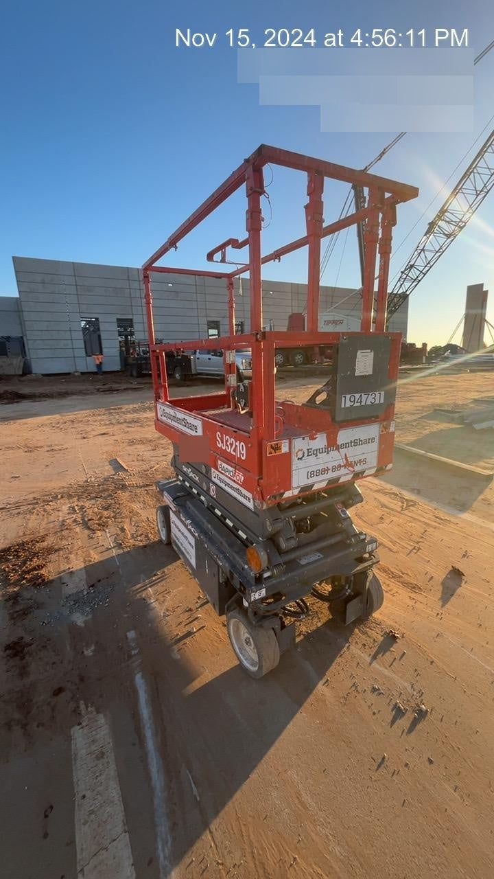 2021 SKYJACK SJ3219