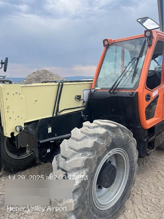 2022 JLG 1732