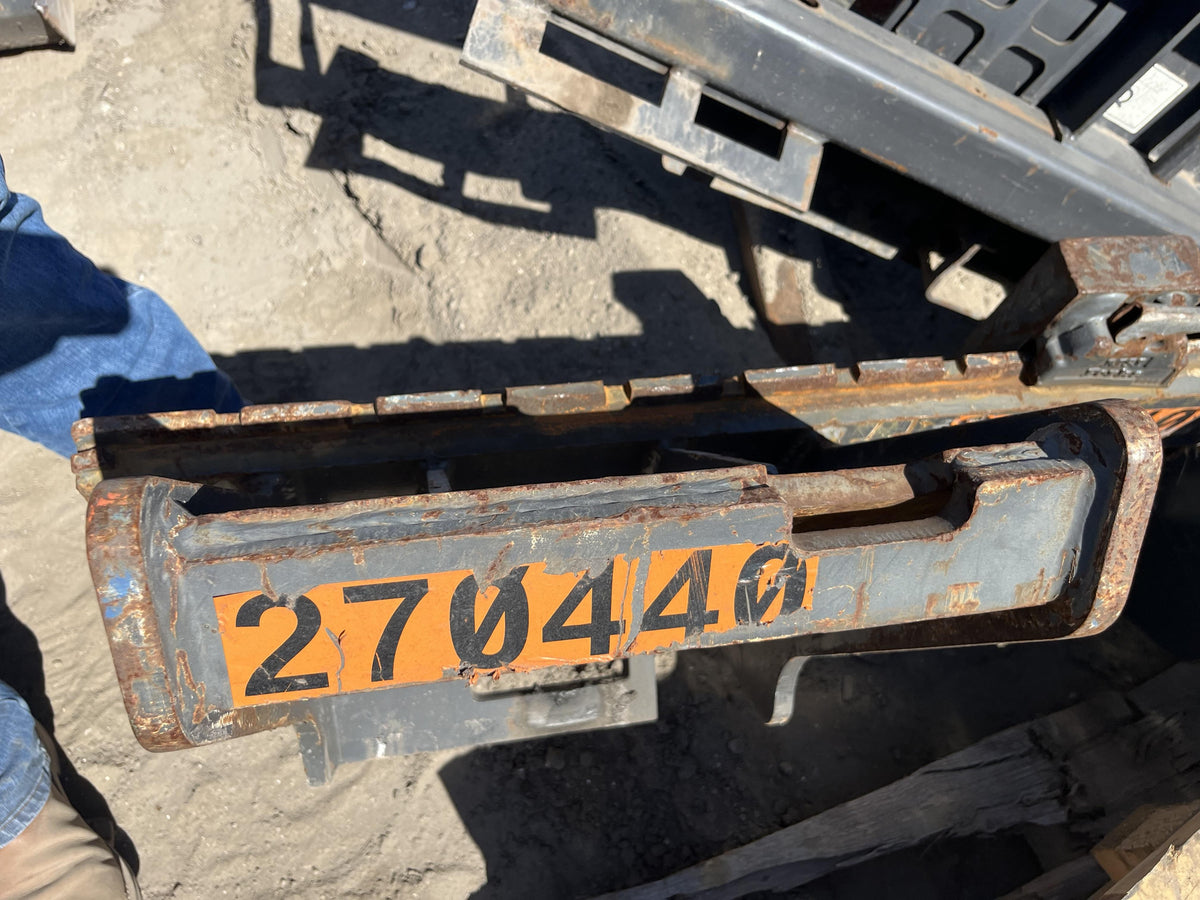 2023 CASE 734642