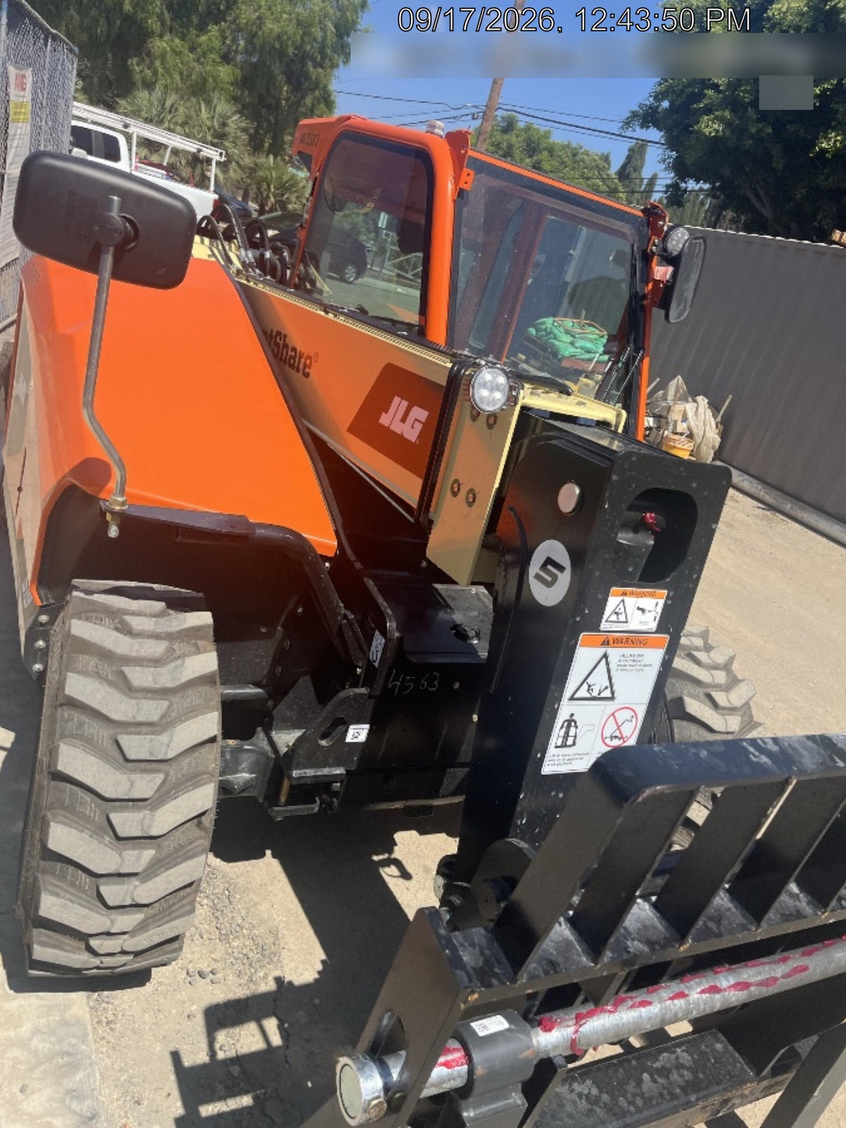 2026 JLG 519