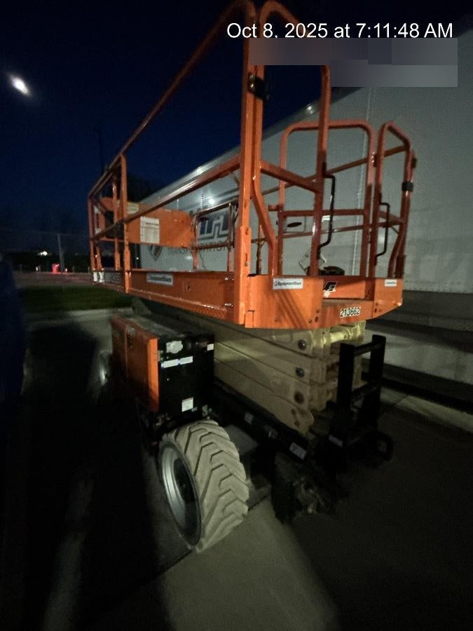 2022 JLG ERT4069