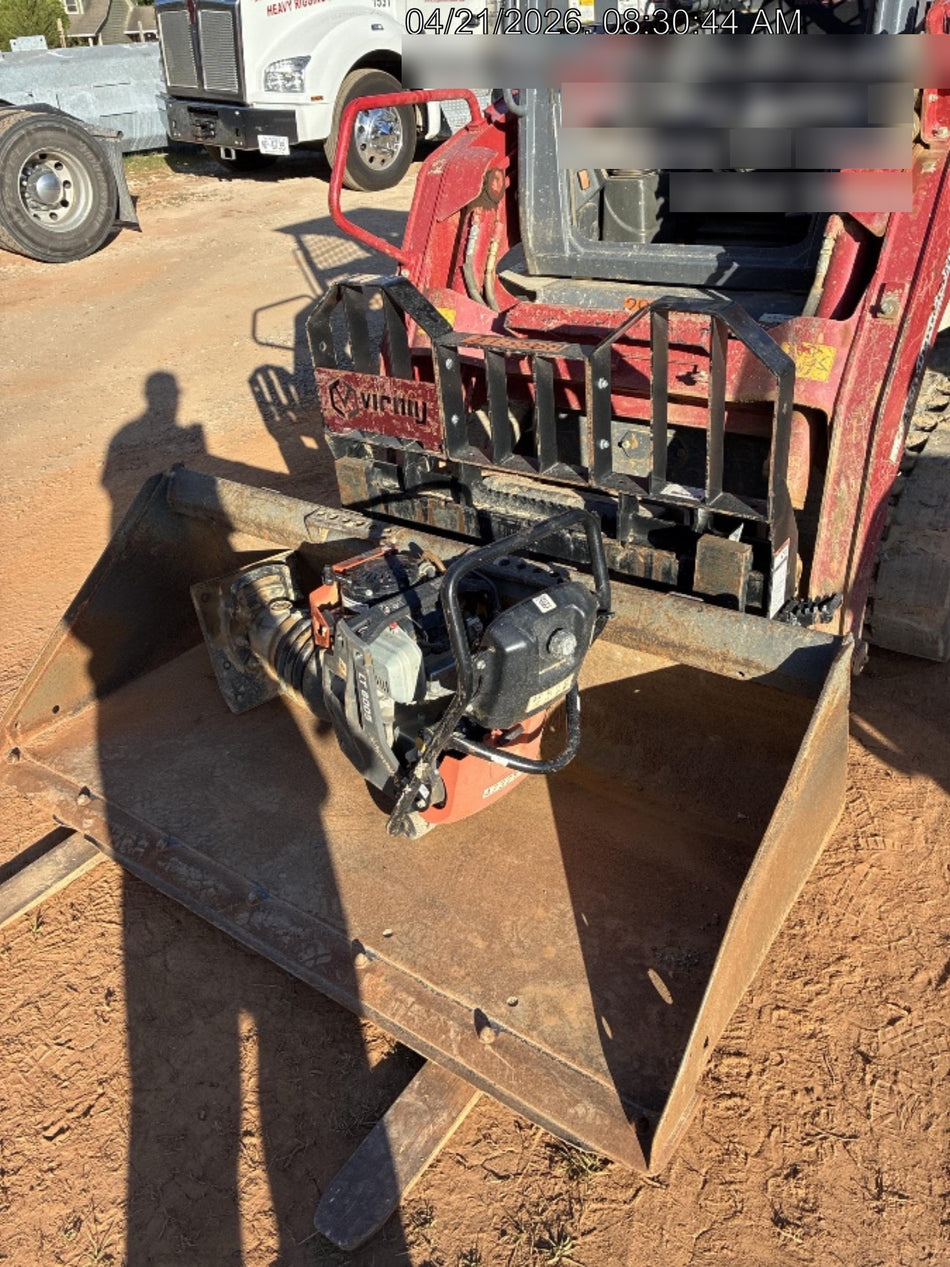 2023 TAKEUCHI TL8R2-R