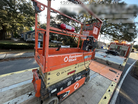 2022 JLG ES1932