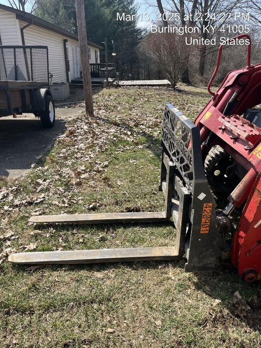 2023 PALADIN 48" Pallet Forks - Paladin