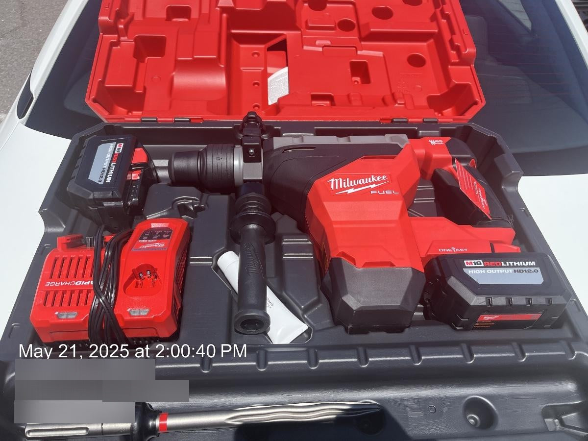 2022 MILWAUKEE 2718-22HD