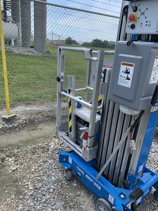 2021 GENIE AWP-30S DC