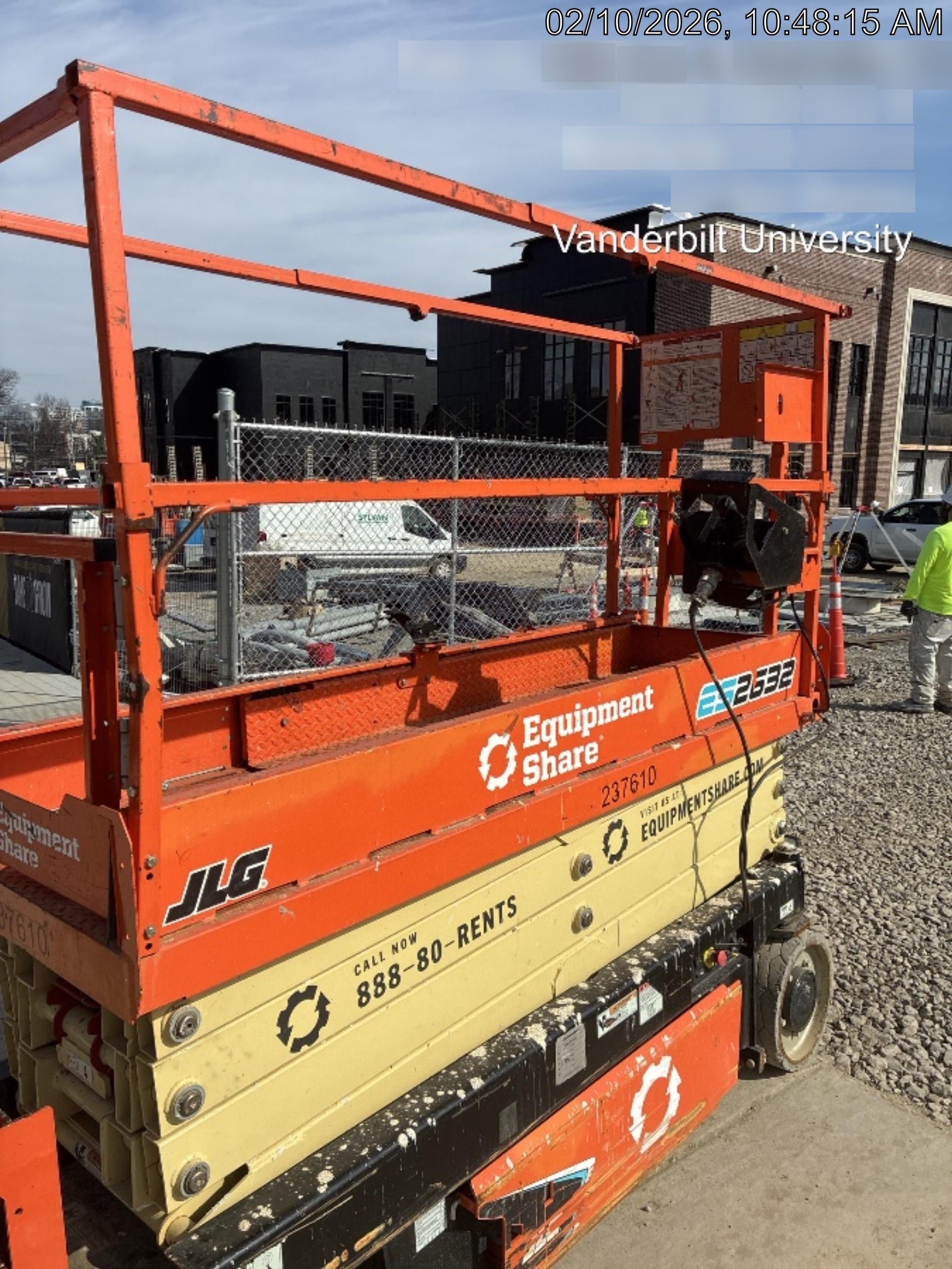 2022 JLG ES2632