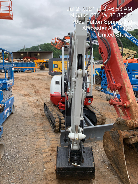 2021 TAKEUCHI TB235-2R