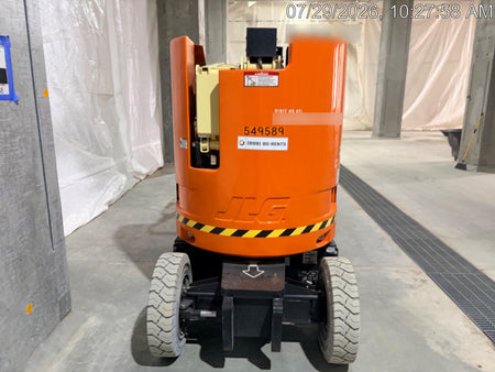 2025 JLG E300AJP