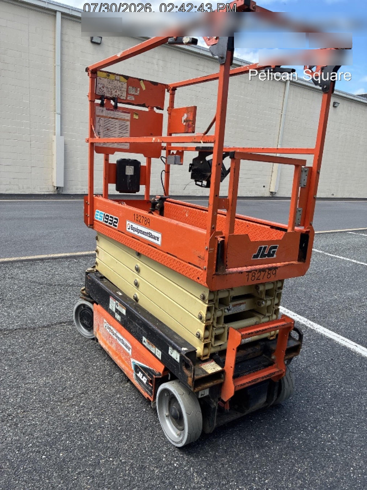 2021 JLG ES1932