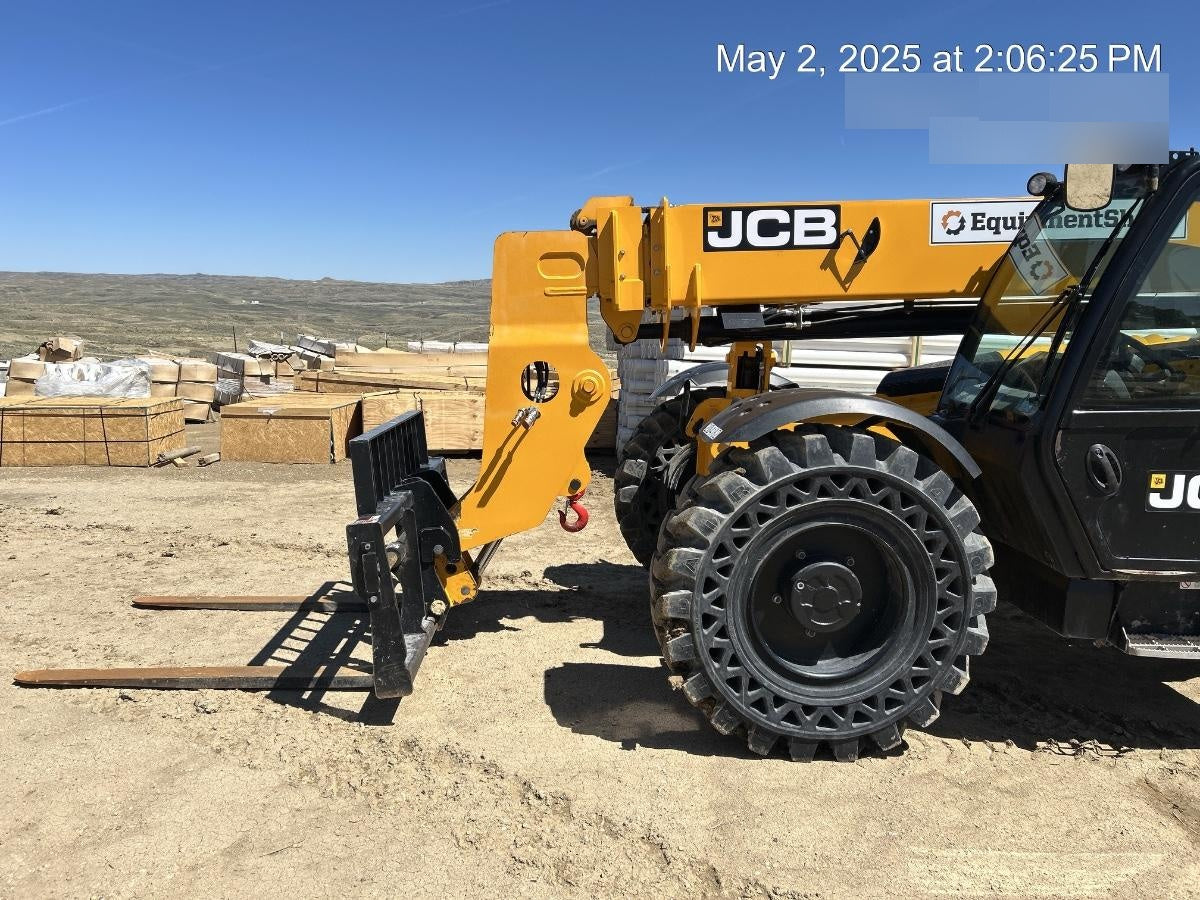 2022 JCB 509-42