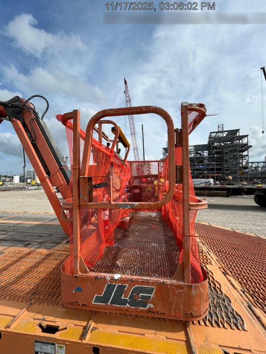 2019 JLG 660SJ