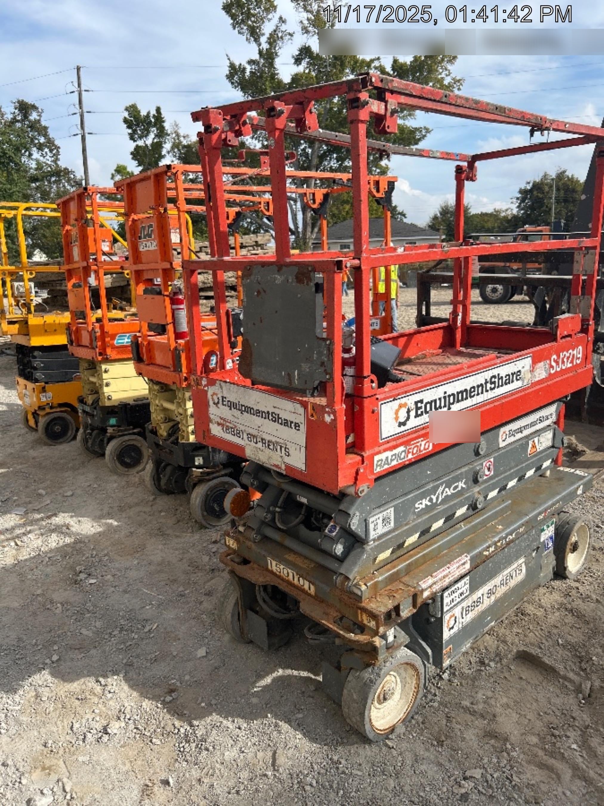 2021 SKYJACK SJ3219