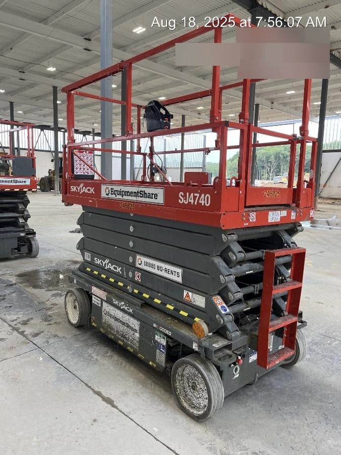 2022 SKYJACK SJ4740