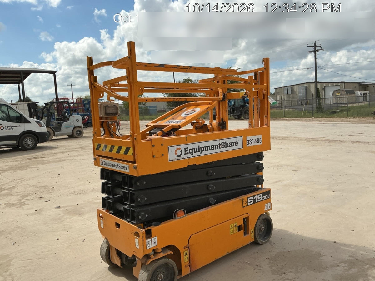 2023 JCB S1930E