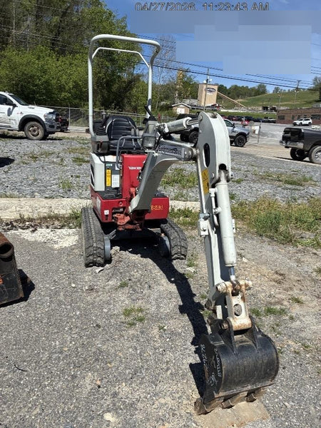 2022 TAKEUCHI TB210R