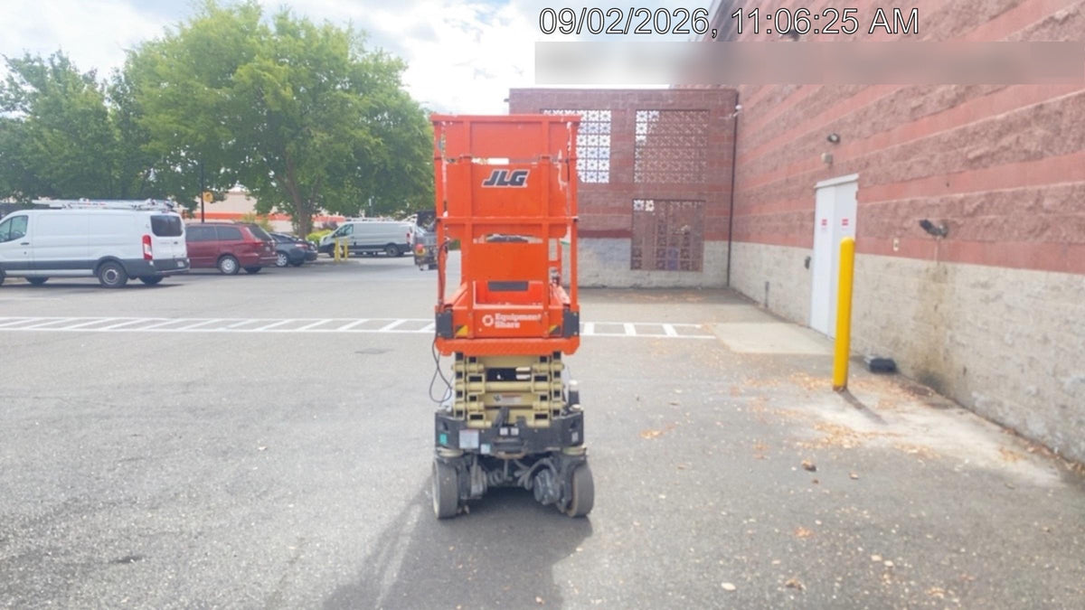 2024 JLG ES1932