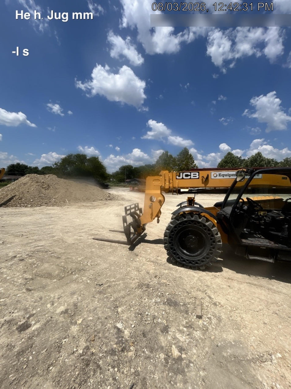 2019 JCB 509-42 74 HP w/Open ROPS, Beacon, Aux Hydraulics, LED Work lights, Solid Tires w/66" Carriage/60" Forks