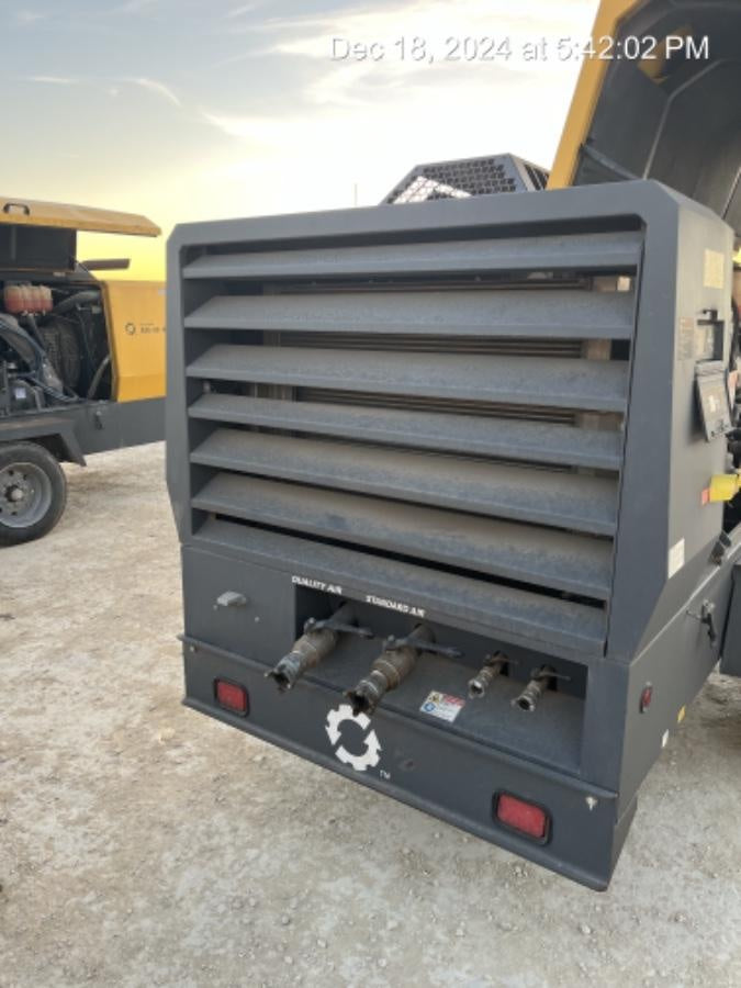 2023 ATLAS COPCO XAS 900
