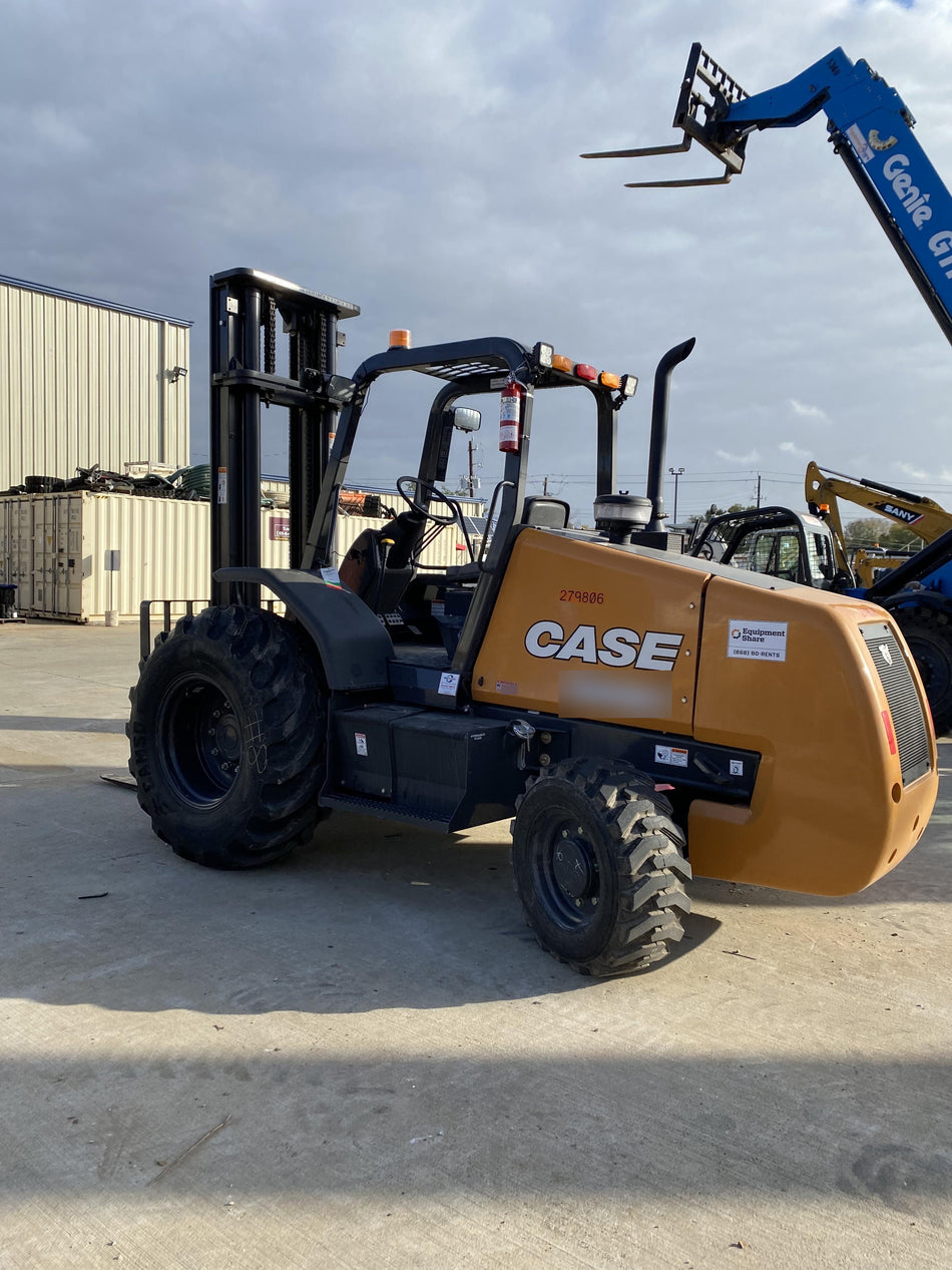 2023 CASE 588H