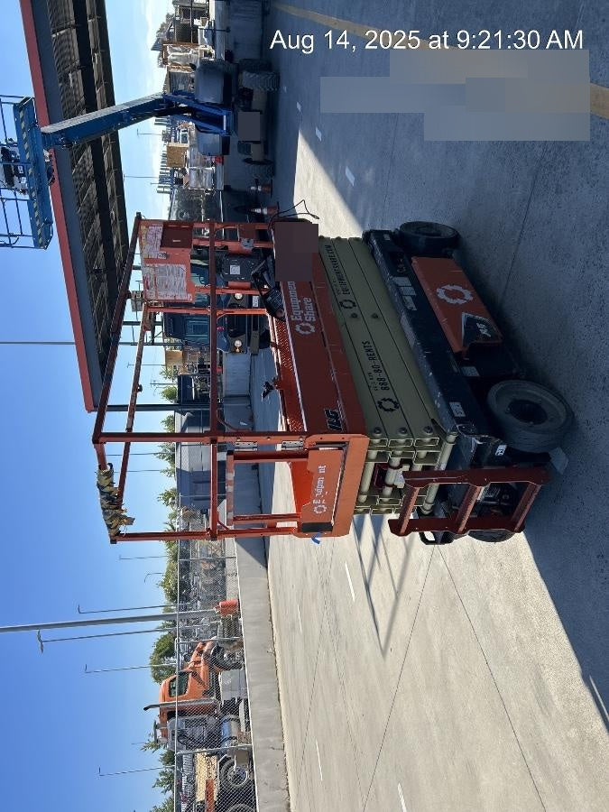 2022 JLG ES2632