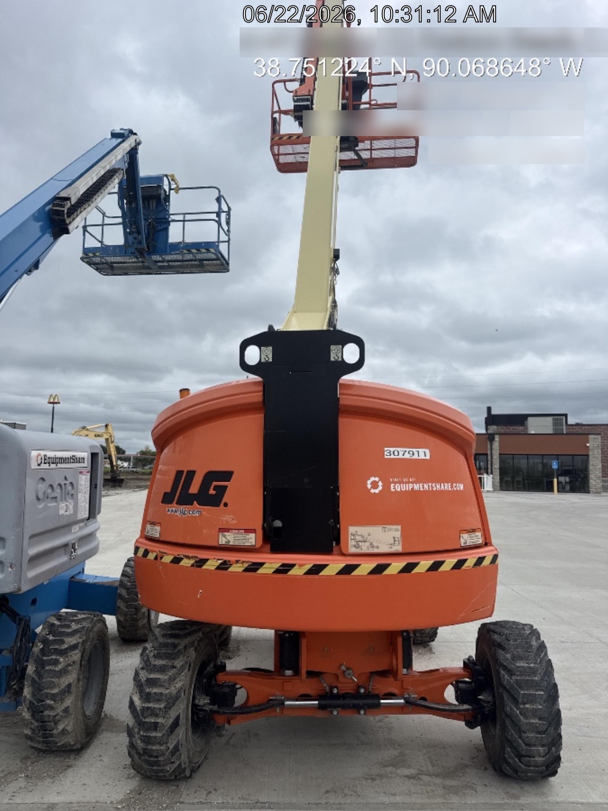 2023 JLG 460SJ