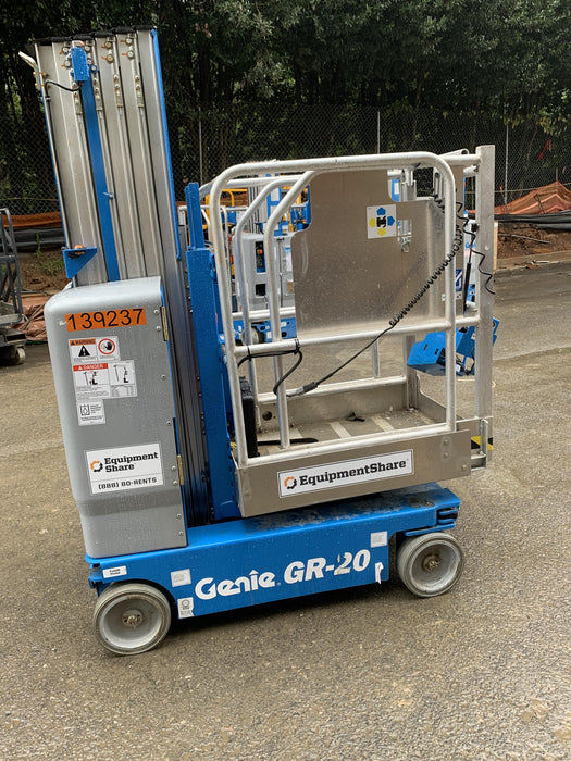 2021 GENIE GR-20