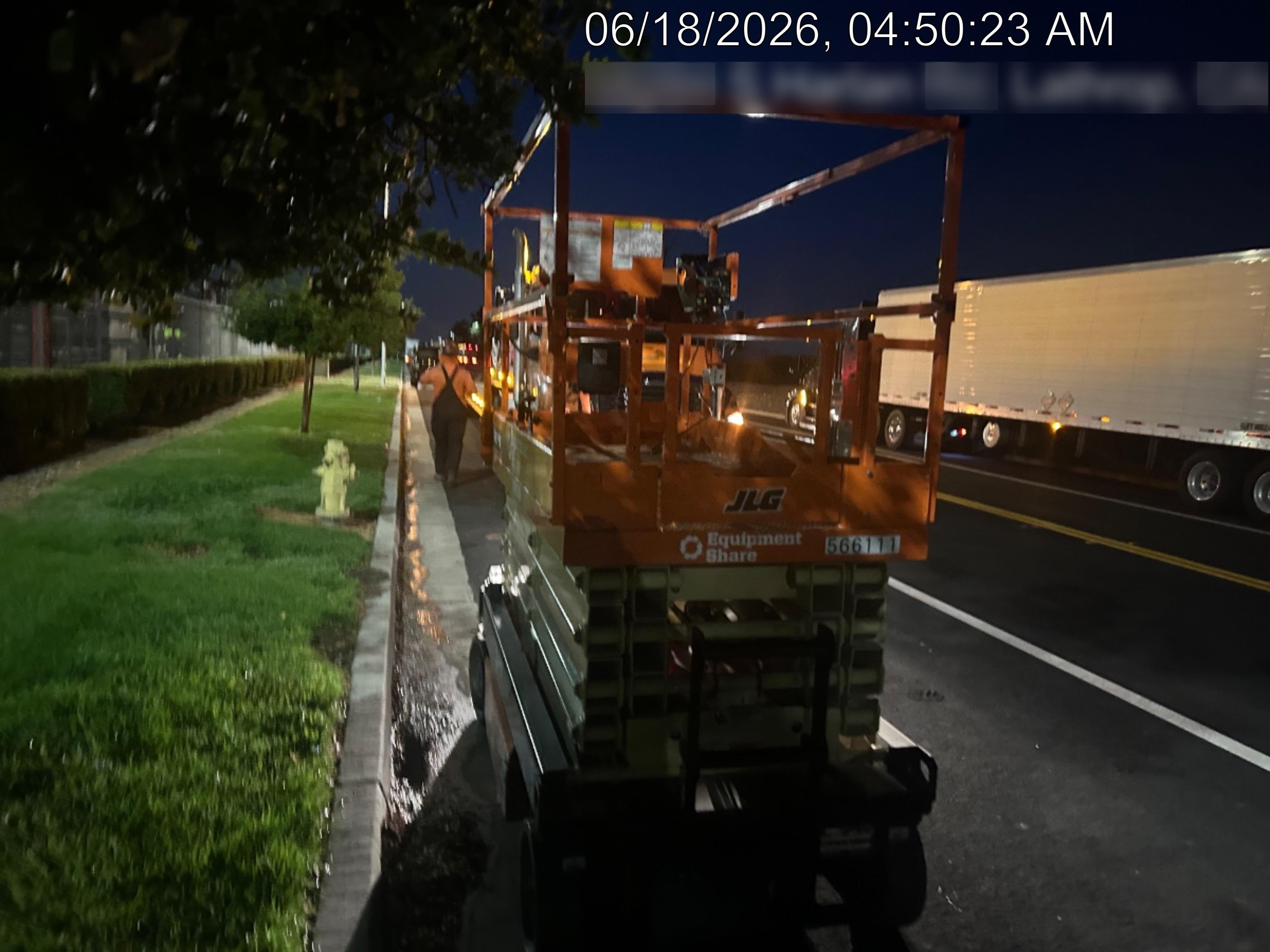 2025 JLG ES3246