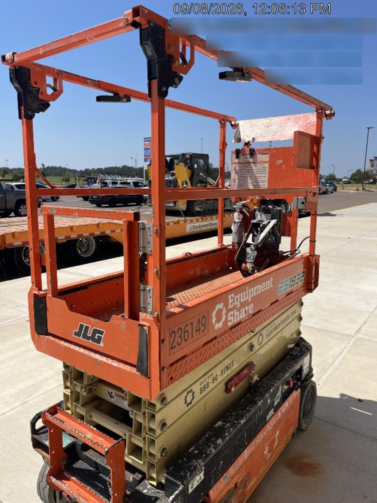 2022 JLG ES1932