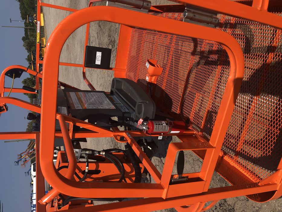 2020 JLG 600S