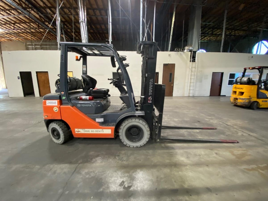 2022 TOYOTA 50-8FGU25