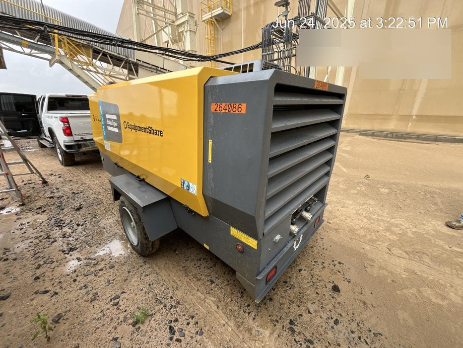 2022 ATLAS COPCO XAS 900