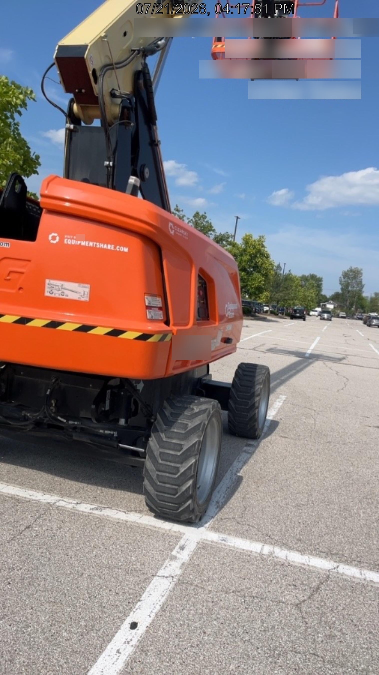 2024 JLG 660SJ