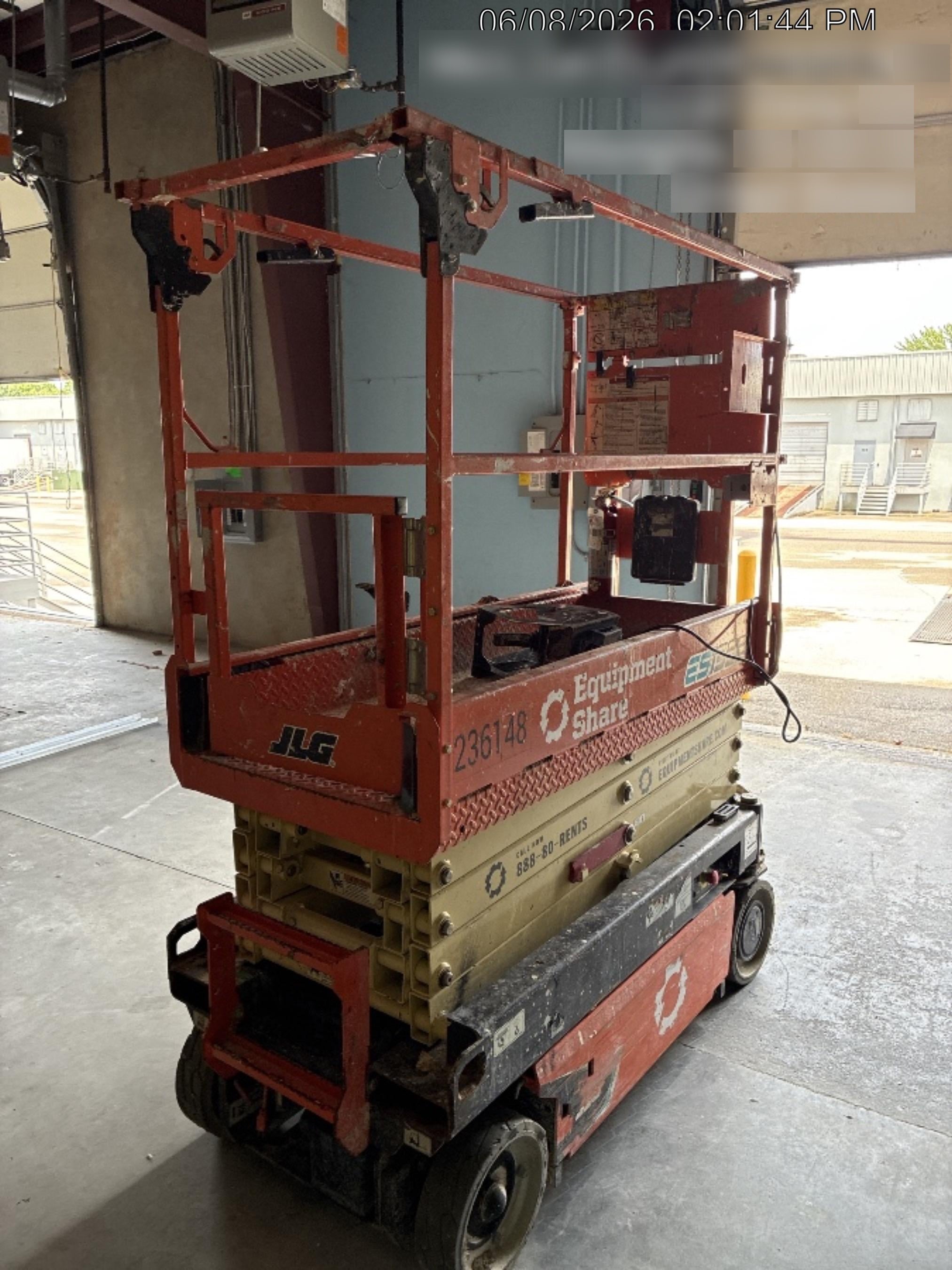 2022 JLG ES1932