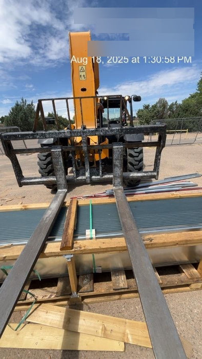 2020 JCB 509-42 Canopy, Solid Tires, Work Lights, Beacon, Aux Hydraulics, Back up Alarm, Lifting Eye, ES Decals