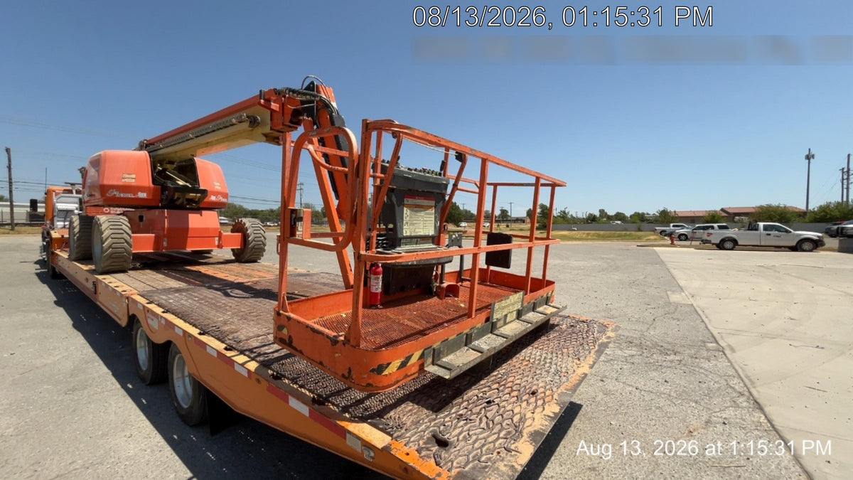2022 JLG 660SJ