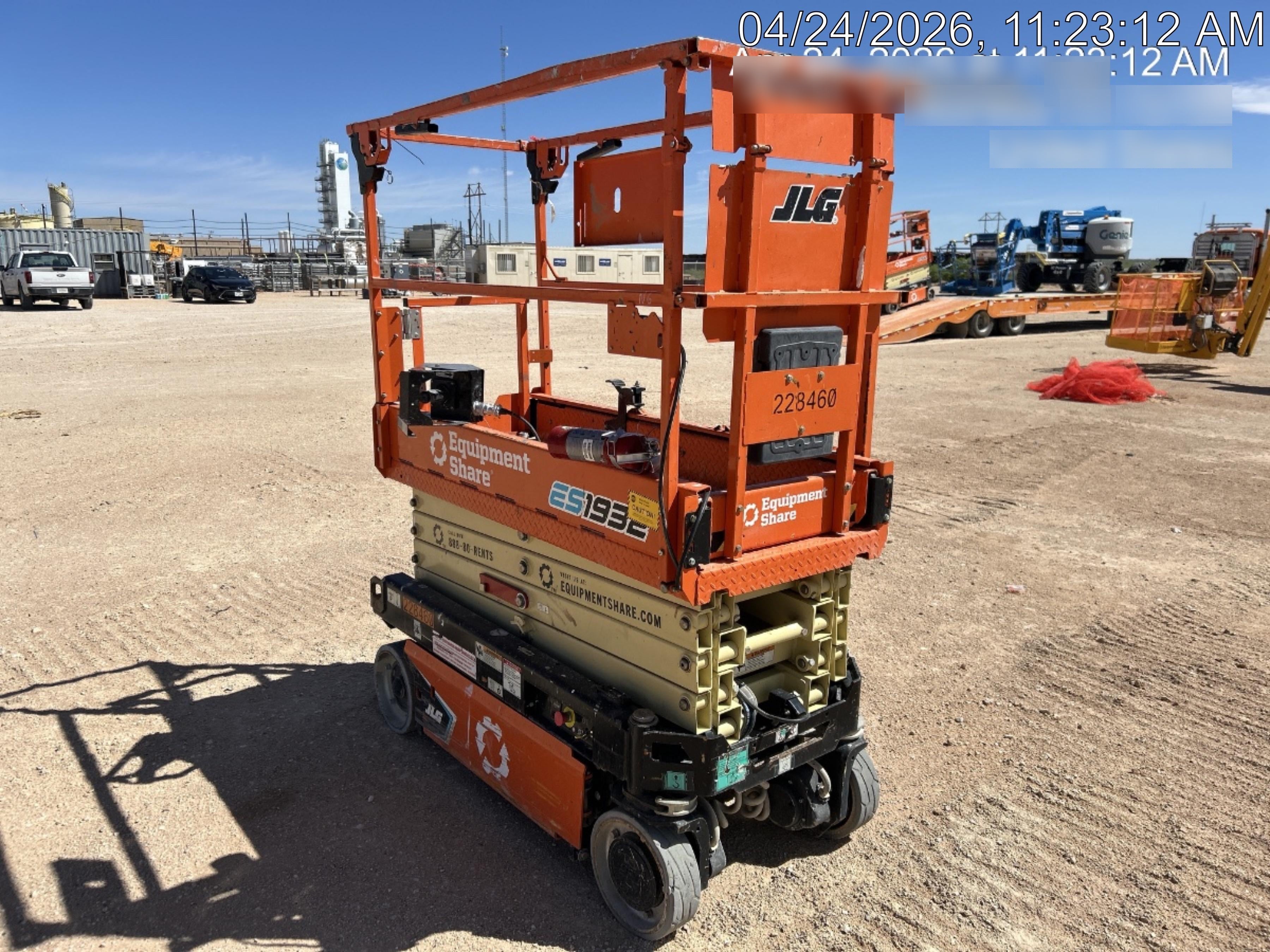 2022 JLG ES1932
