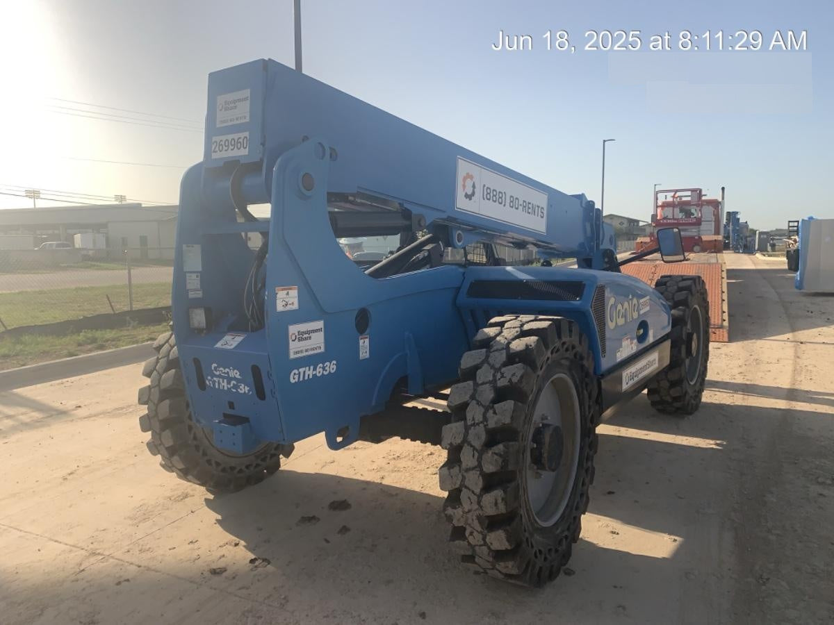2022 GENIE GTH-636