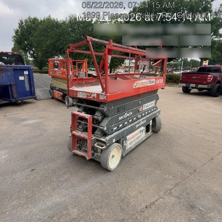 2018 Skyjack SJIII-3226 Skyjack SJIII3226 Scissor Lift w/Trojan Batteries