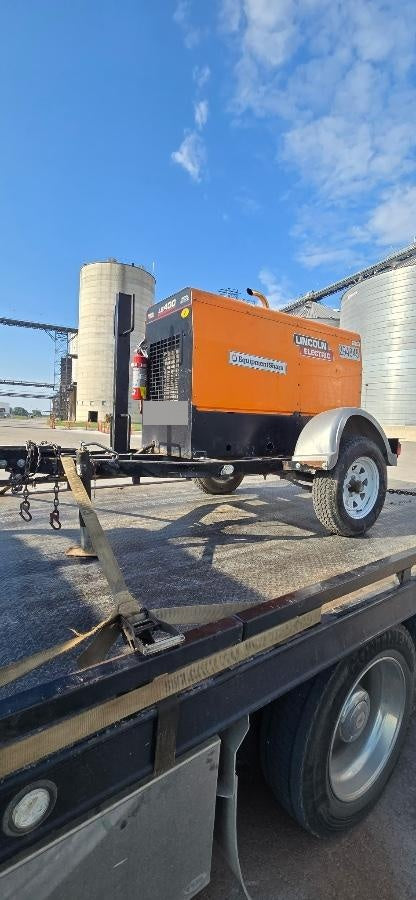 2023 Lincoln Electric LE400 Kubota V1505, Trlr, Cable Rack, Light Kit, ES Decals, T3