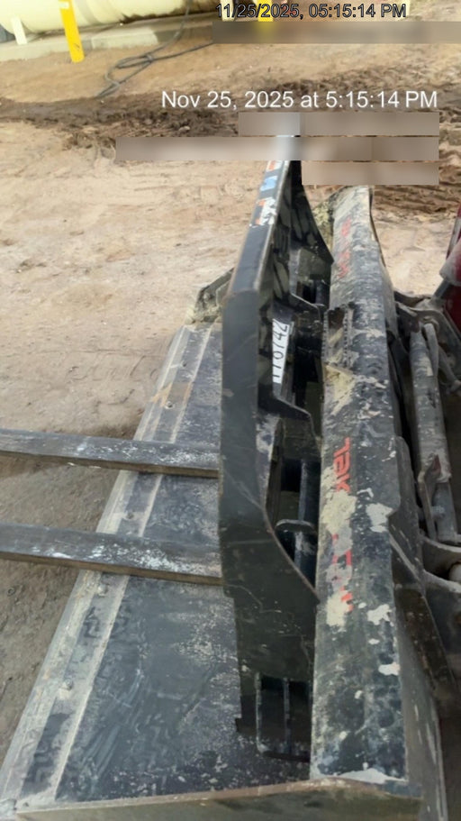 2021 PALADIN 48" Pallet Forks - Paladin