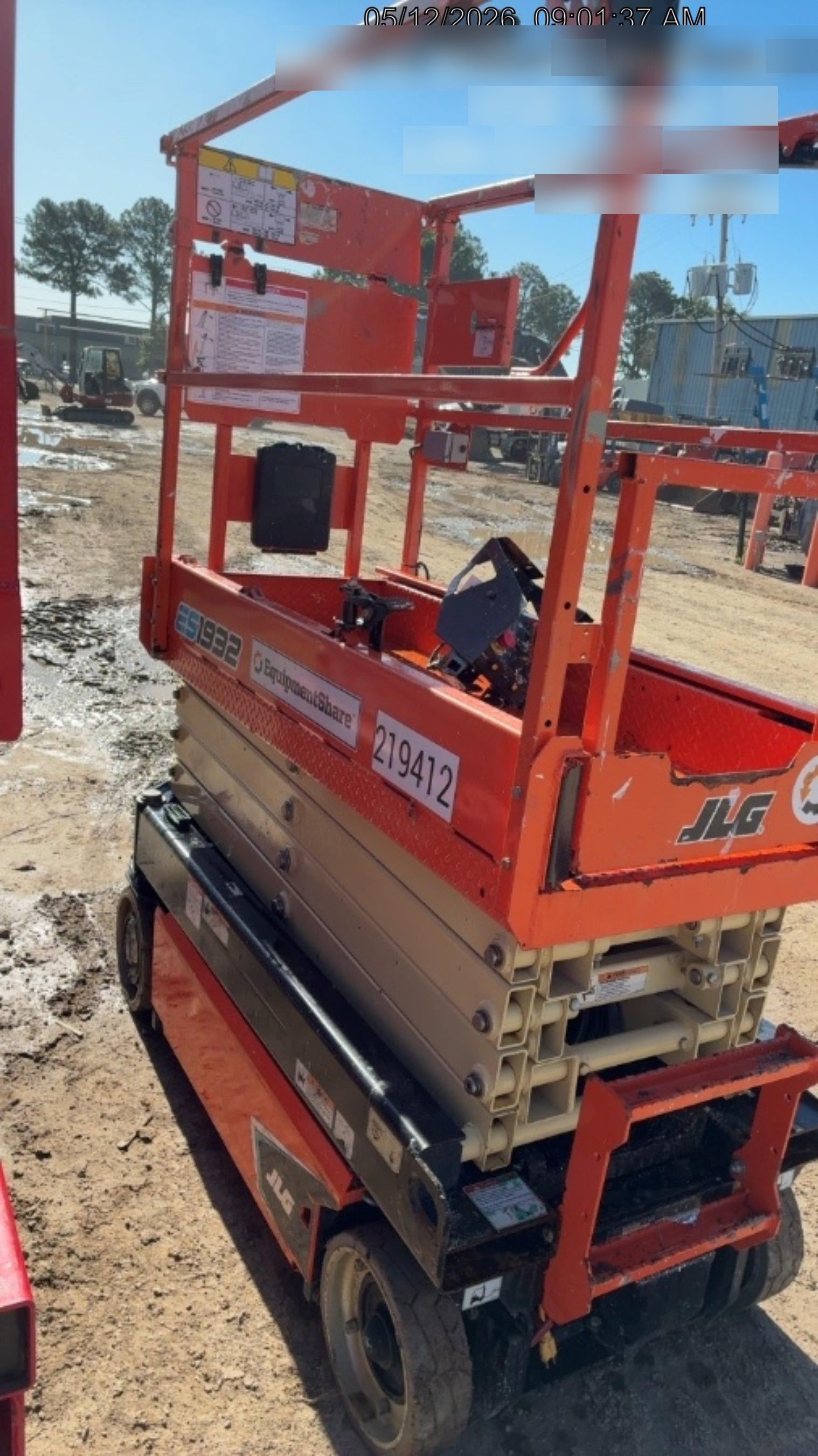 2022 JLG ES1932