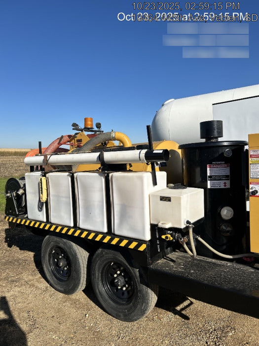 2022 Vac-Tron LP573XDT T4 Koehler Diesel Engine, 500 Gallon Debris Tank, x2 100 Gallon Water Tanks
