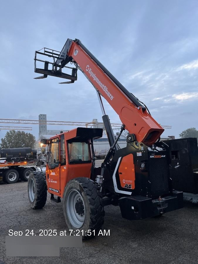 2024 SKYTRAK 8042