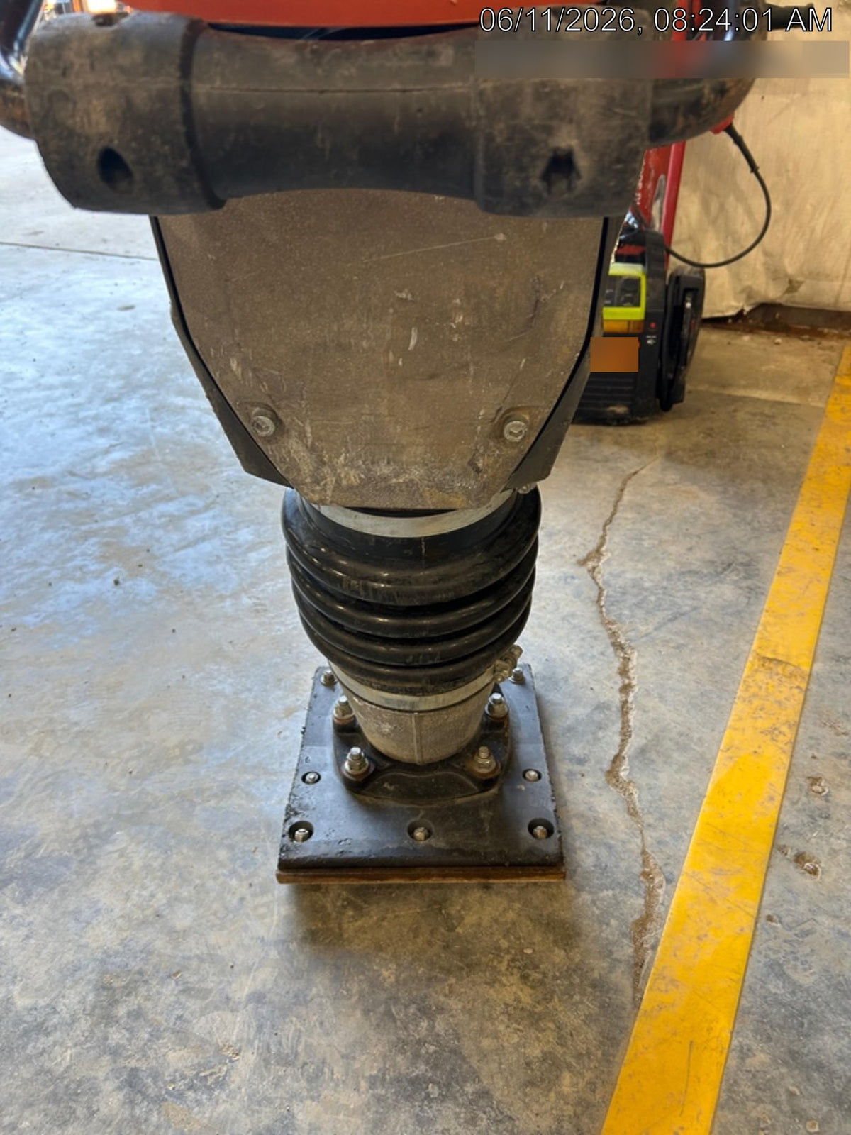 2024 HUSQVARNA LT6005
