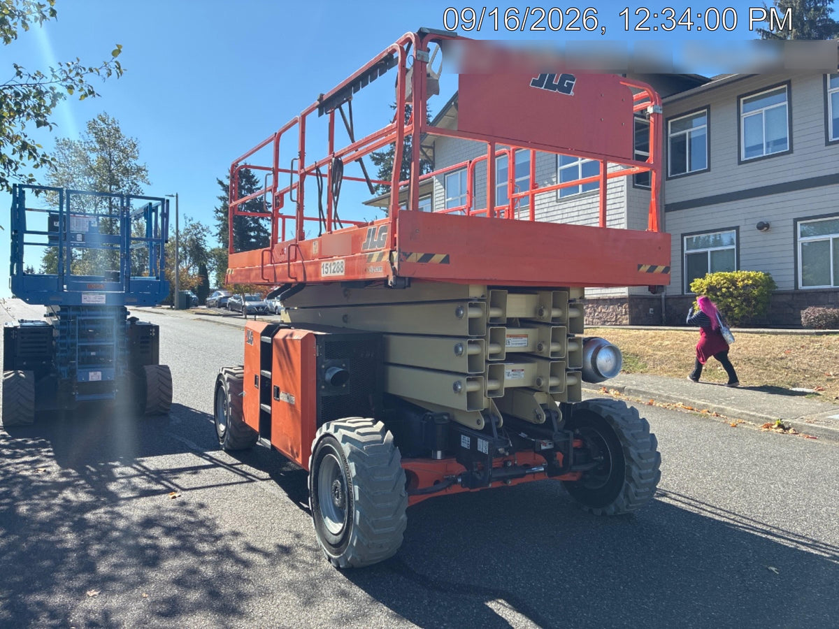 2021 JLG 430LRT