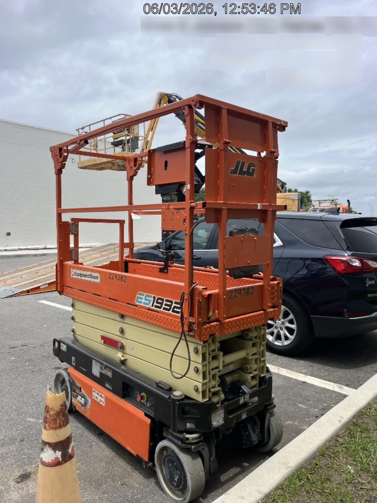 2022 JLG ES1932