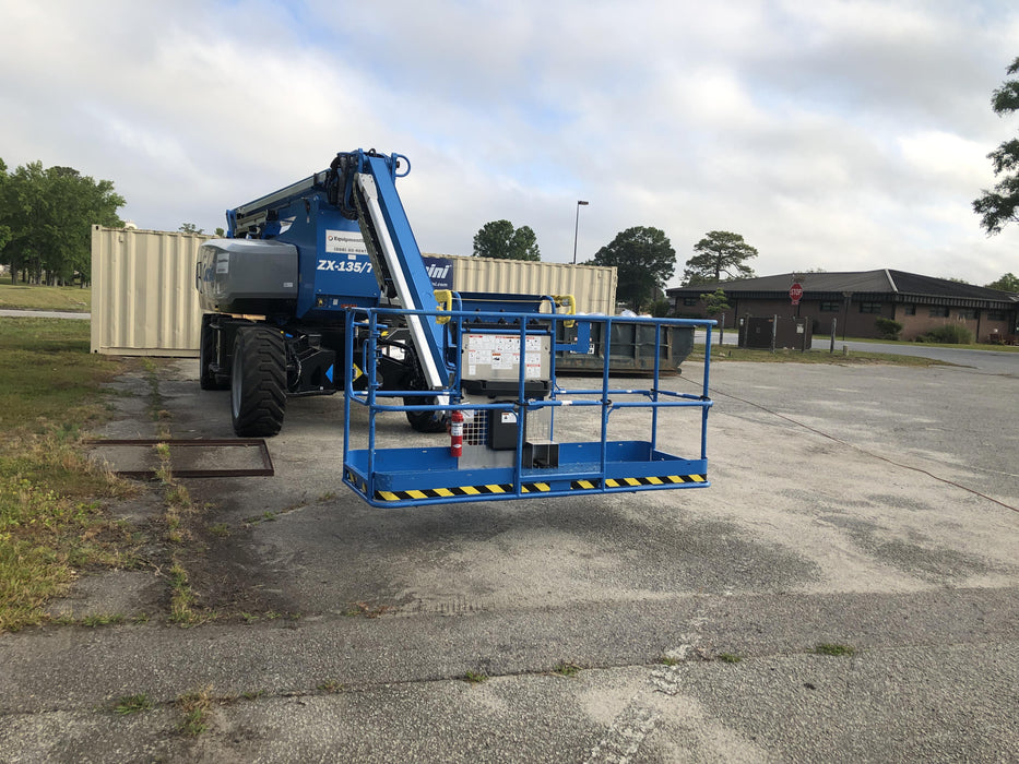 2020 GENIE ZX-135/70