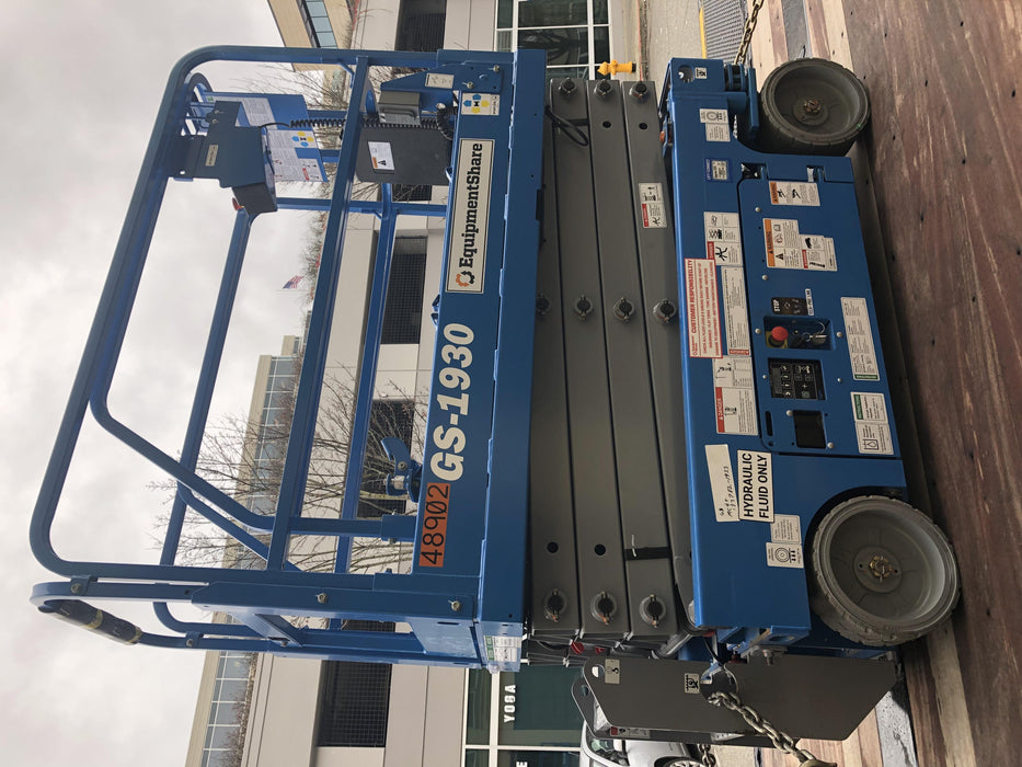 2019 Genie GS-1930 Half Height Swing Gate, 800W Inverter